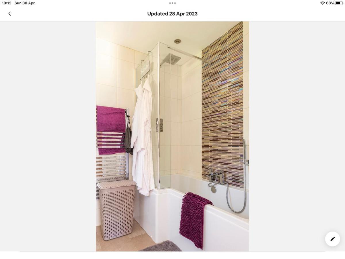 The Kings Suite Oak Drive, Colwyn Bay Ll29 7Yp First Floor Exteriör bild