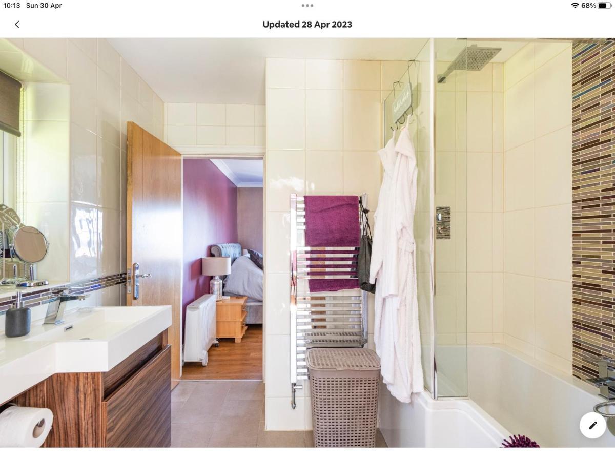 The Kings Suite Oak Drive, Colwyn Bay Ll29 7Yp First Floor Exteriör bild